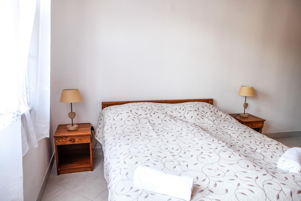 Katica Vendégház Tarcal Zimmer foto
